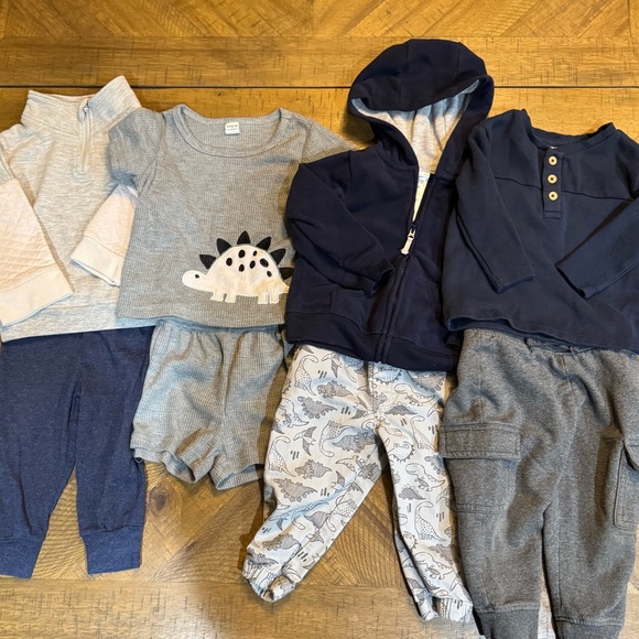Navy and Gray Baby Outfit Bundle 12-18mnths - Picture 3 of 15